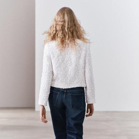 ZARA WOMAN NWT SS24 ZW COLLECTION SHORT SEQUIN JACKET WHITE MEDIUM - Picture 2 of 2